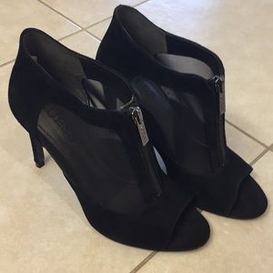 Guess black Pumps